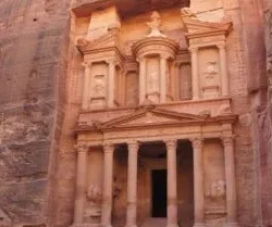 الخزنة في البتراء